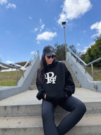 Μαύρο Φούτερ Hoodie με λευκό κεντητό Λογότυπο “Pq”