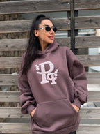Καφέ Φούτερ Hoodie με απαλό ροζ κεντητό Λογότυπο “Pq”