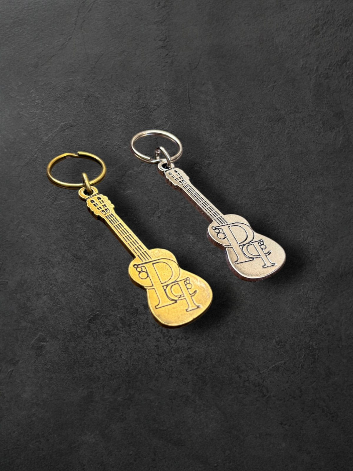 Keychain Guitar Pq